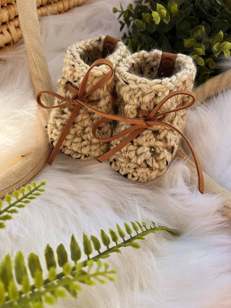 Hart Strings || Crochet Booties