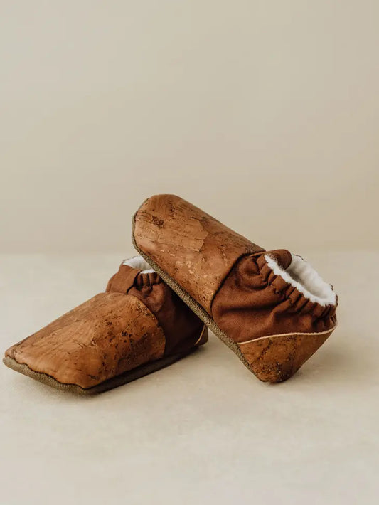 SoftSoul Footwear INC || Rue Cork Shootie Slipper